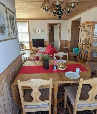 Spacious With Stunning Views דירה