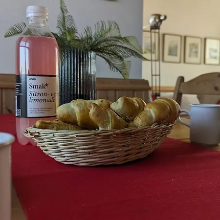 Spacious With Stunning Views דירה