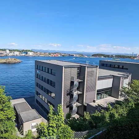 Spacious With Stunning Views