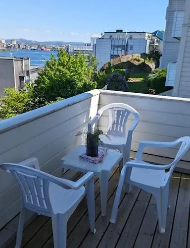 Spacious With Stunning Views *