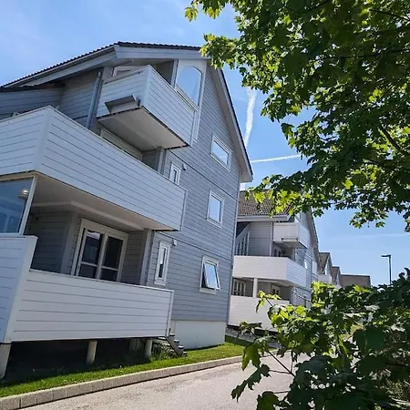 Apartment Spacious With Stunning Views